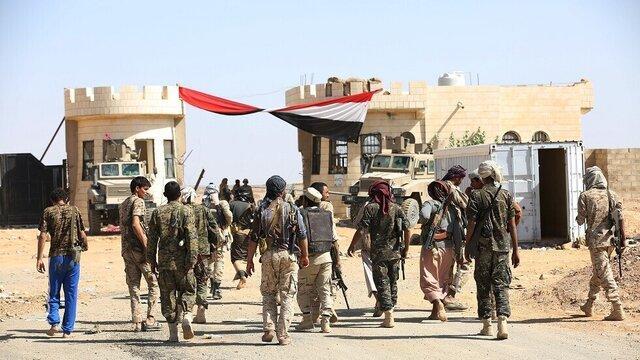انفجار در مقر وزارت دفاع دولت مستعفی یمن انفجار در مقر وزارت دفاع دولت مستعفی یمن