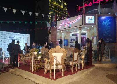 خبرنگاران نمایش فیلم های جشنواره فجر با ستاره بازی در آبادان و خرمشهر شروع شد